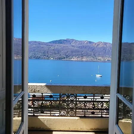 Apartamento Attico Dei Castelli Verbania